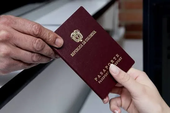 Cancillería declara urgencia manifiesta para garantizar la expedición de pasaportes en Colombia