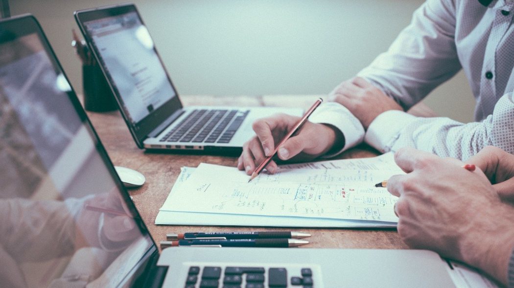 Bancolombia anunci&oacute; nuevas ofertas de empleo - As&iacute; qued&oacute; la tasa de desempleo en Colombia para julio