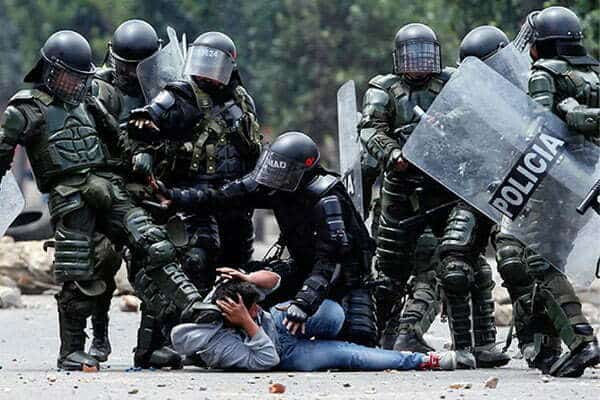 Piden a EE.UU. posici&oacute;n &lsquo;contundente&rsquo; ante abusos de fuerza p&uacute;blica