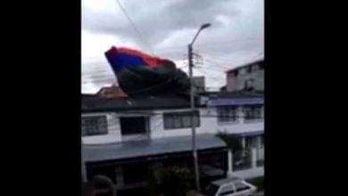 inflable vol&oacute; con ni&ntilde;os adentro