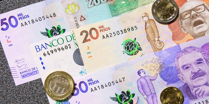 Gobierno autoriz&oacute; aumento del salario de ministros y dem&aacute;s funcionarios p&uacute;blicos / ingreso m&iacute;nimo garantizado