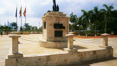 cable de alta tensi&oacute;n en parque de la marina