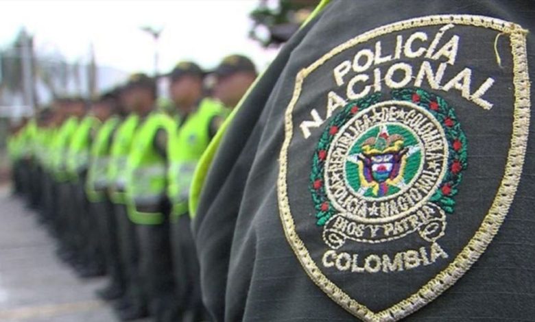 polic&iacute;as con cargos por protestas