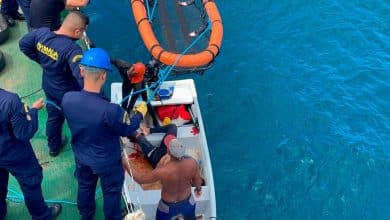 Pescador fe mordido por tibur&oacute;n