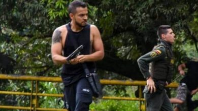 Andr&eacute;s Escobar hace colecta