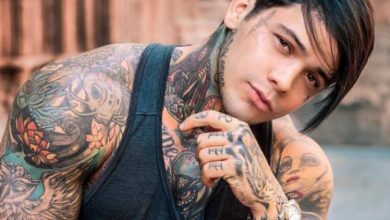 Yeferson Cossio compra alfombra de oro y le llueven las cr&iacute;ticas