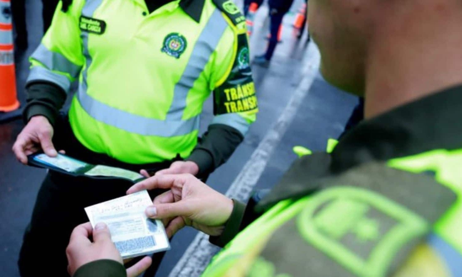 licencia de conducci&oacute;n