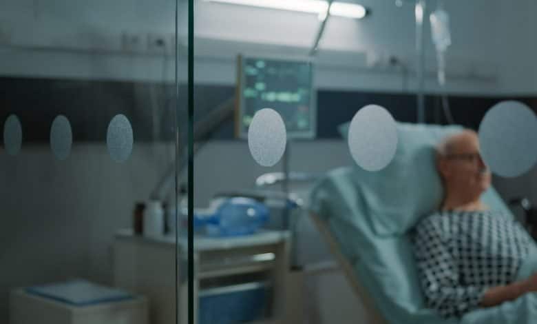 tratamientos contra el COVID-19 / cirug&iacute;a est&eacute;tica / Brasil