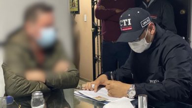 hermano de Mauricio Leal