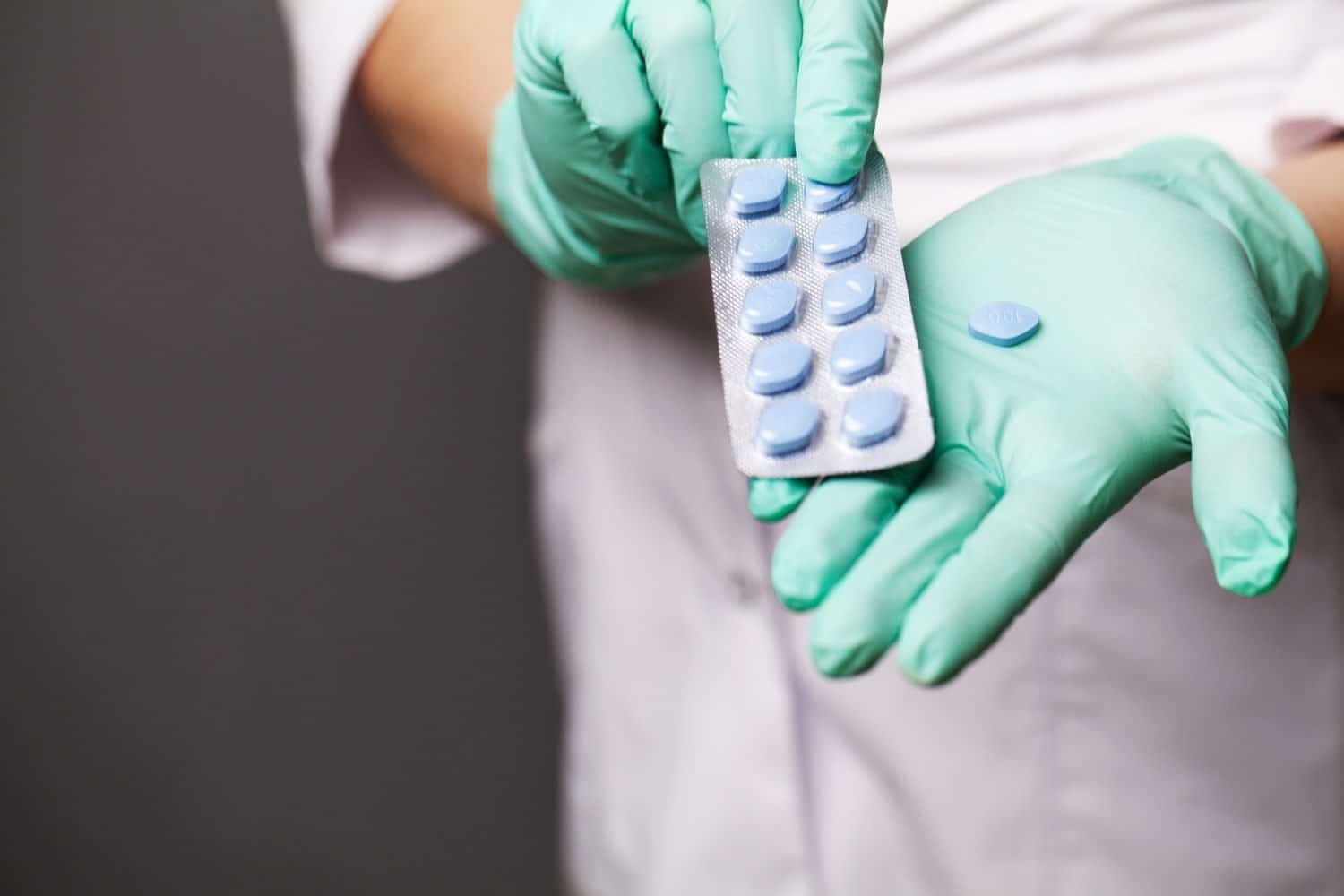 Estudiantes les dieron viagra a ni&ntilde;os de entre 10 y 14 a&ntilde;os y terminaron hospitalizados