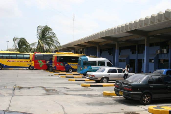 suspenden la salida de buses hacia el interior del&nbsp;pa&iacute;s