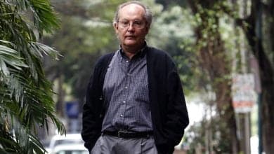 Falleci&oacute; &Aacute;lvaro Uribe, escritor mexicano, por complicaciones de salud