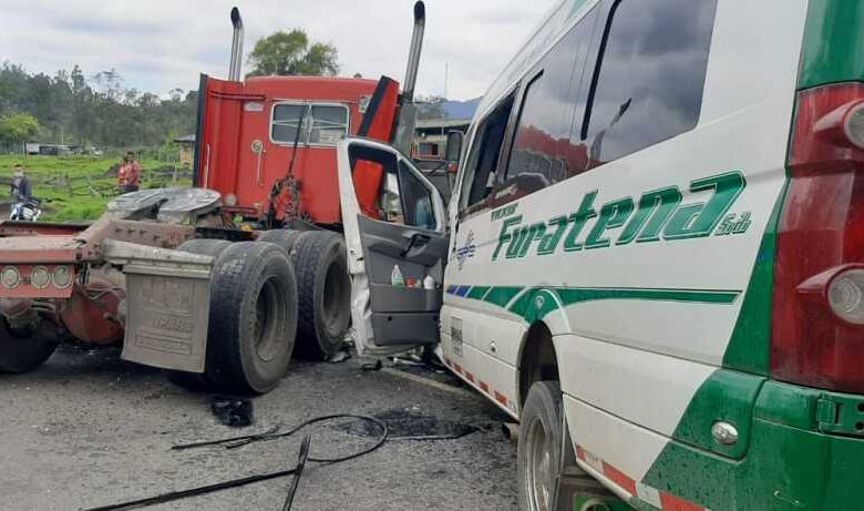 Grave accidente en vías de Boyacá dejó una persona sin vida y 9 heridas