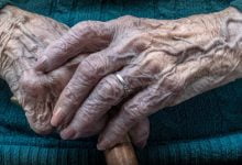 una mujer de 80 años fue abusada - sexualmente en miami | robar un banco - esperanza de vida