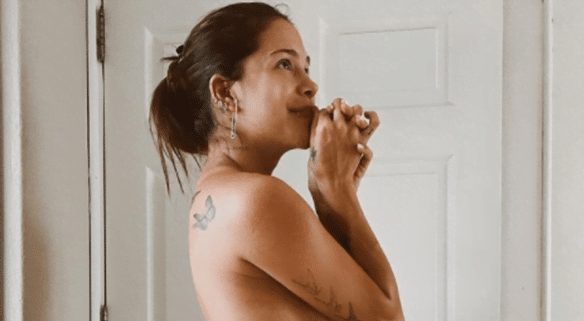 Greeicy Rend&oacute;n public&oacute; fotos sin ropa y dej&oacute; ver su avanzado embarazo