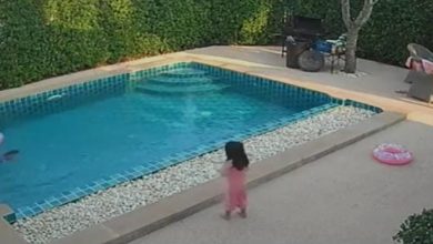 ni&ntilde;a piscina hermana tailandia