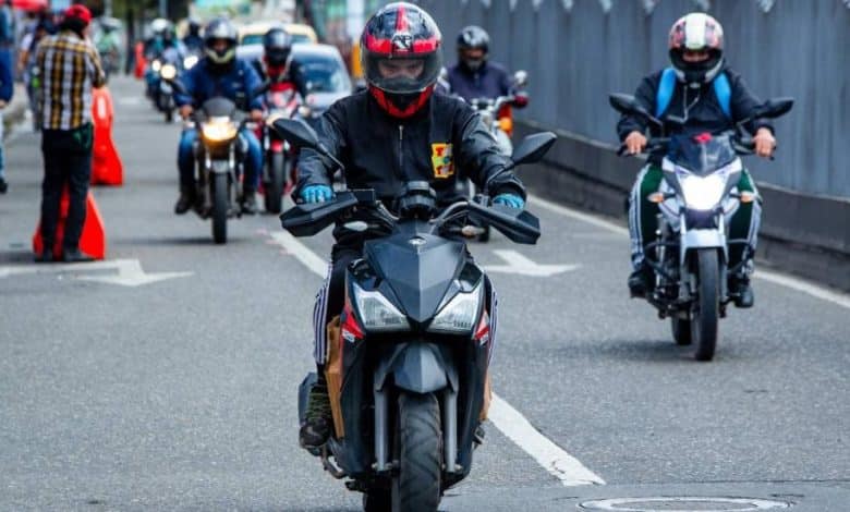 parrillero en moto en Bogot&aacute;