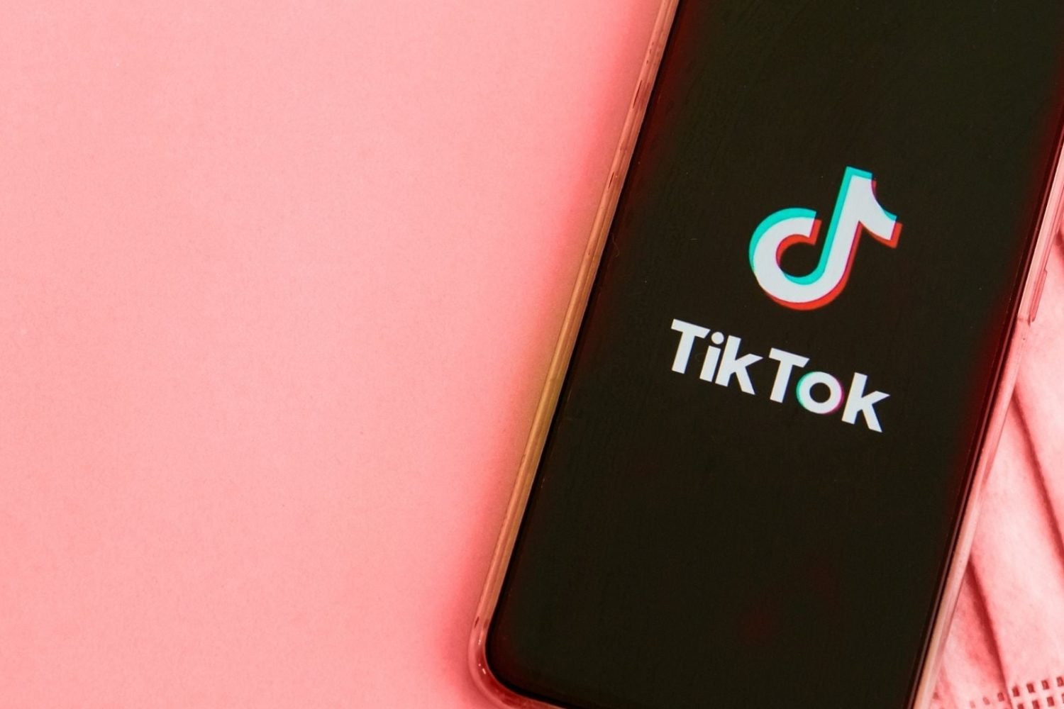 efectos nocivos de tik tok en los ni&ntilde;os | TikTok televisi&oacute;n | reto de TikTok