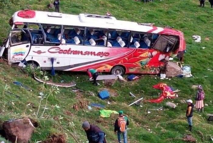 Grave accidente en vía Mocoa-Pitalito deja al menos 5 personas sin vida y 28 heridas