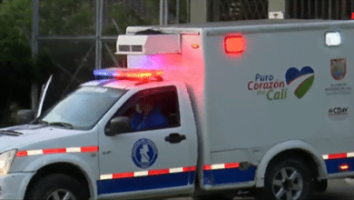 momento en que sacaron el cuerpo de Freddy Rinc&oacute;n de la cl&iacute;nica