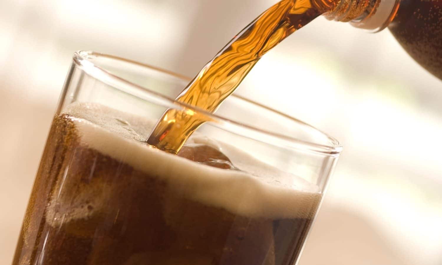 hijastra gaseosa con &aacute;cido / sed