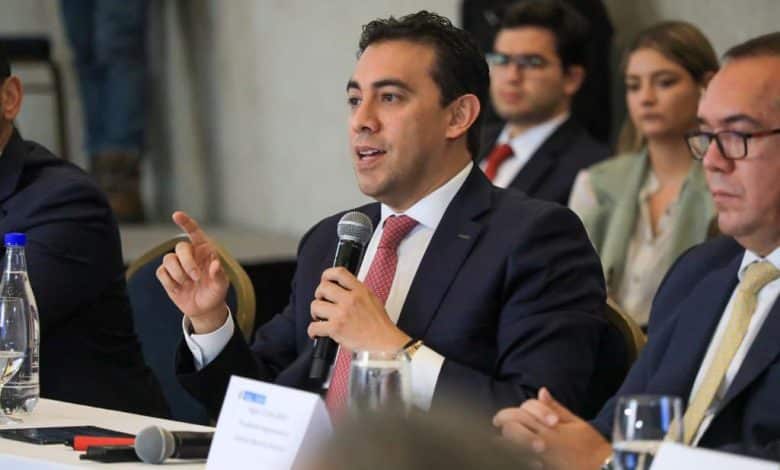 registrador nacional Alexander vega