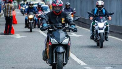 restricci&oacute;n del parrillero hombre / Pico y Placa para motos