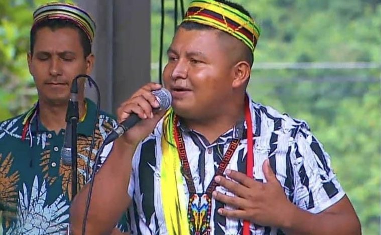 Le quitaron la vida a un líder y docente indígena delante de uno de sus hijos