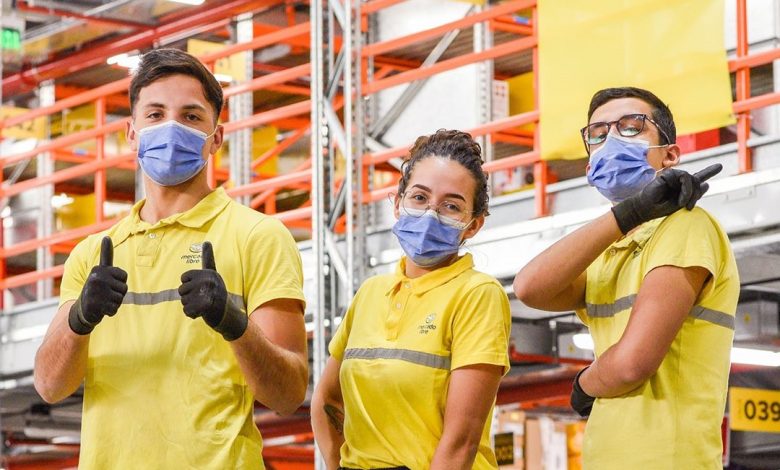 Mercado Libre lanza oferta laboral para 14.000 profesionales