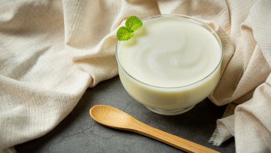 Un yogurt al d&iacute;a podr&iacute;a reducir la presi&oacute;n arterial | yogurt griego / alimentos procesados