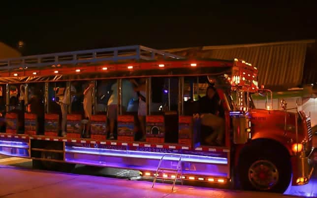 A tiros le quitaron la vida a un hombre que iba en una chiva tur&iacute;stica de Cartagena