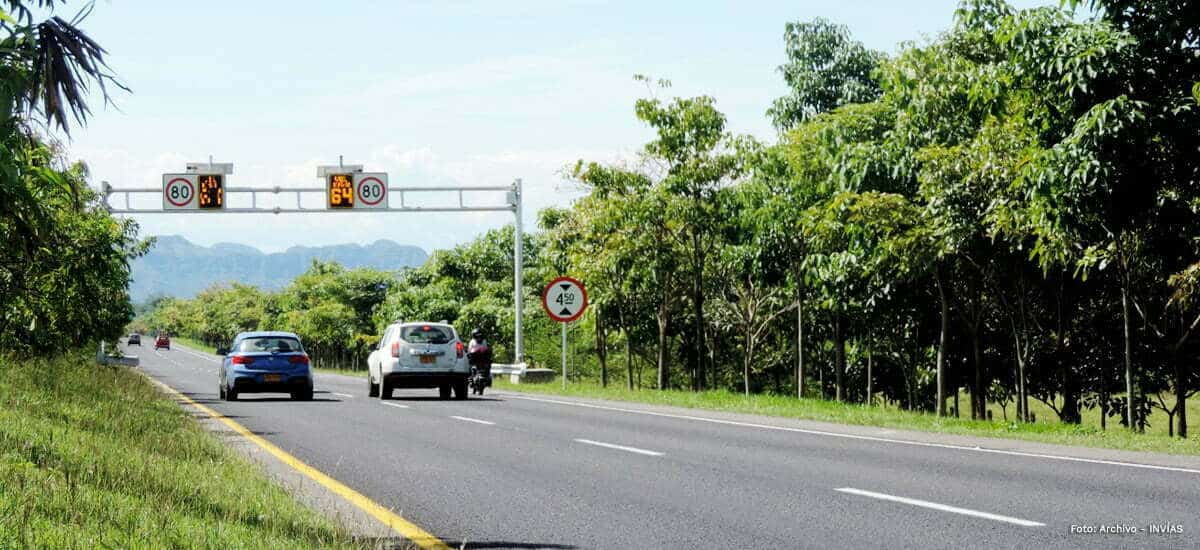 l&iacute;mites de velocidad en colombia / paro minero