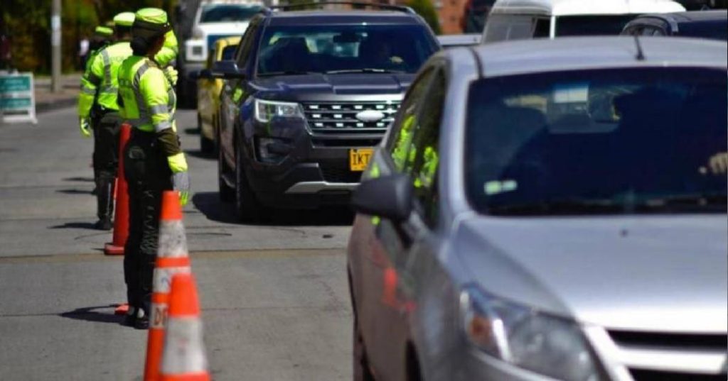 pico y placa en Bogot&aacute; / tres corredores