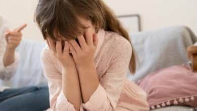 zarandear a un ni&ntilde;o es delito