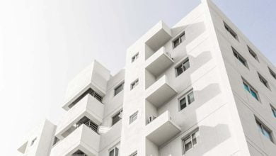 Madre cay&oacute; accidentalmente por un balc&oacute;n y perdi&oacute; la vida, estaba con sus hijos