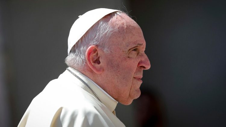 Según el papa Francisco “se ha declarado la Tercera Guerra Mundial” | mutilación genital femenina | relaciones diplomáticas