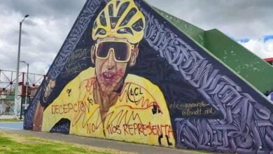 Vandalizaron mural de Egan Bernal en Zipaquir&aacute;: &ldquo;No nos representa&rdquo;