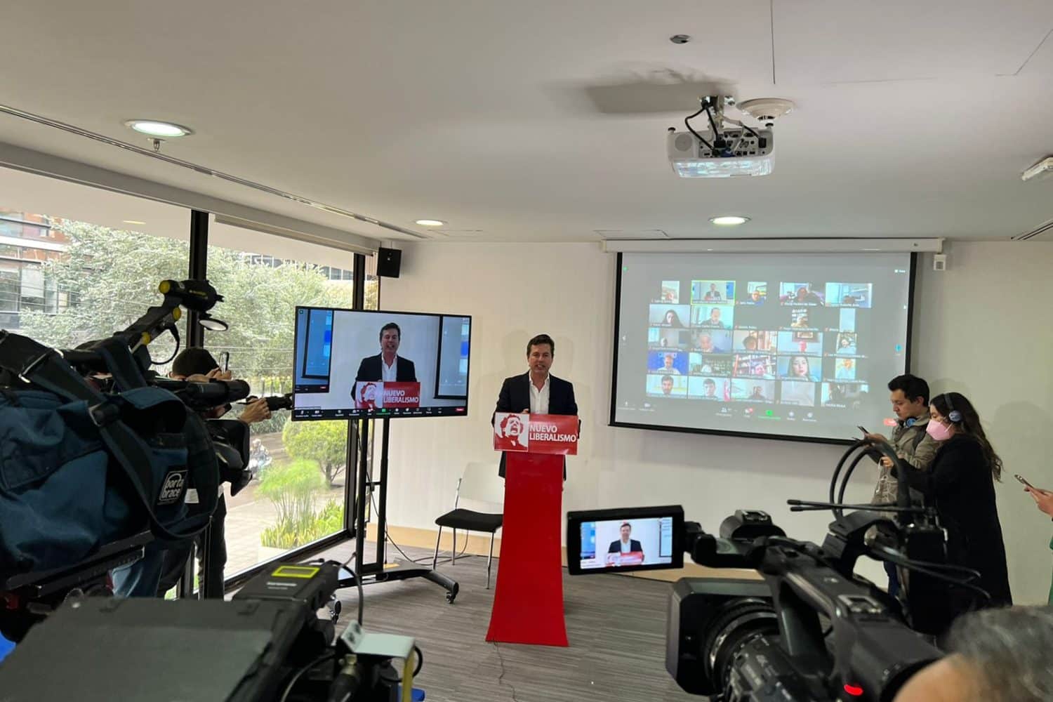 Nuevo Liberalismo decidi&oacute; apoyar a Rodolfo Hern&aacute;ndez en la segunda vuelta presidencial