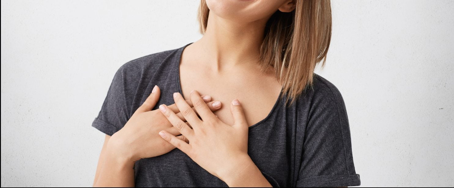 dolor en los senos / Acn&eacute; en los senos