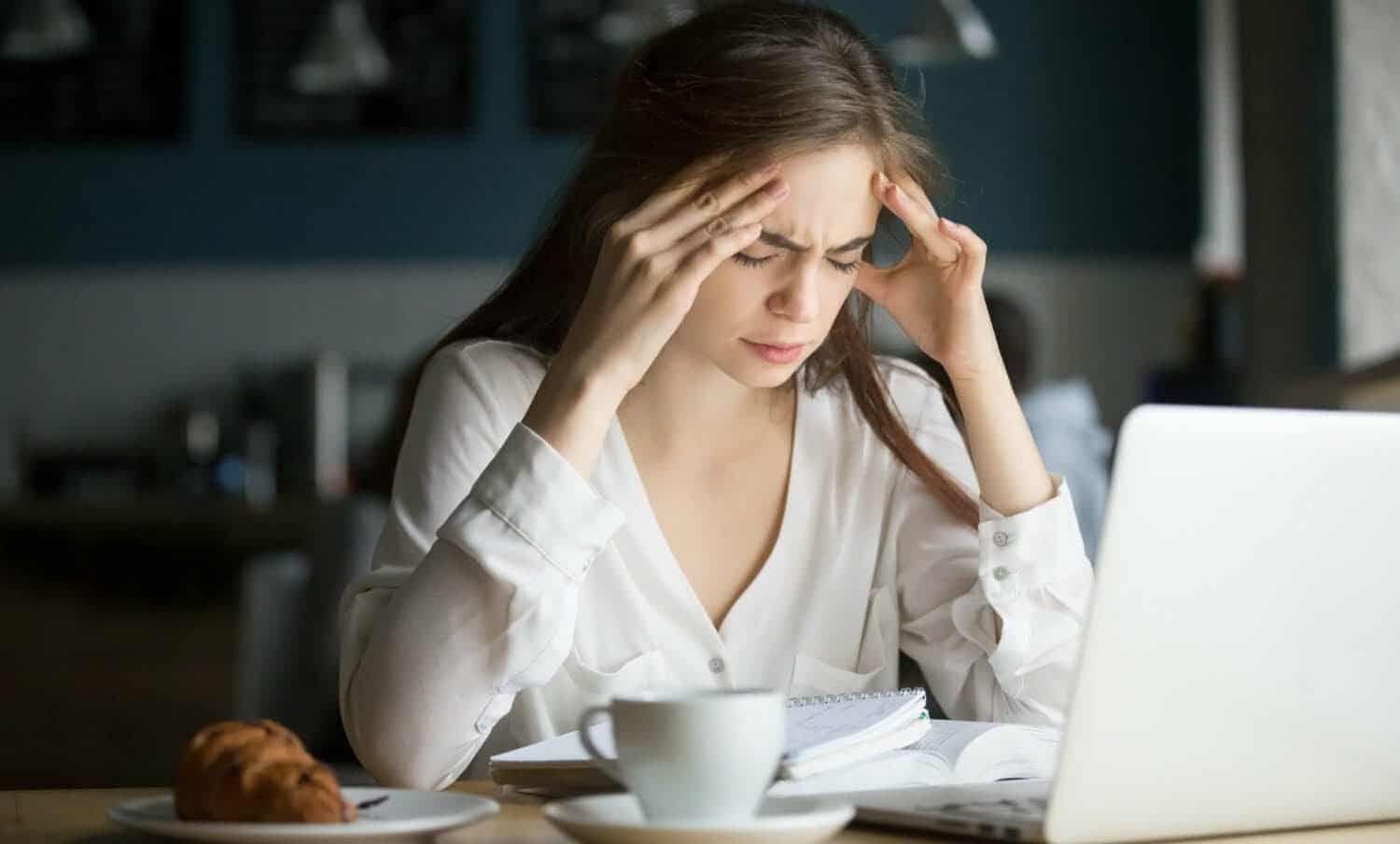 factores que desencadenan la migra&ntilde;a / dolor de cabeza