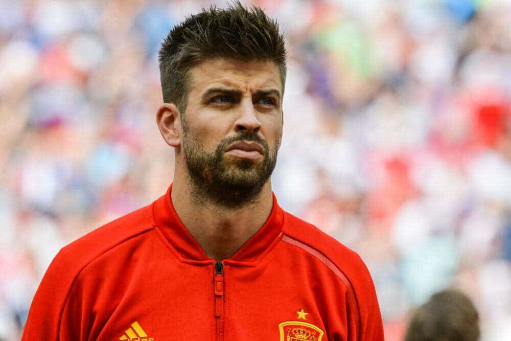 La novia de Piqu&eacute;, Clara Ch&iacute;a, estar&iacute;a embarazada del futbolista | nueva canci&oacute;n de Shakira
