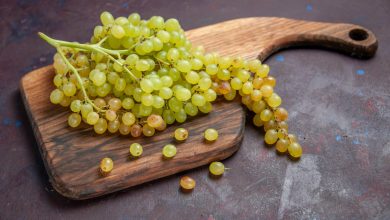 comer las semillas de uvas