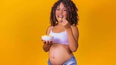 comer pescado durante el embarazo / alimentos procesados en el embarazo