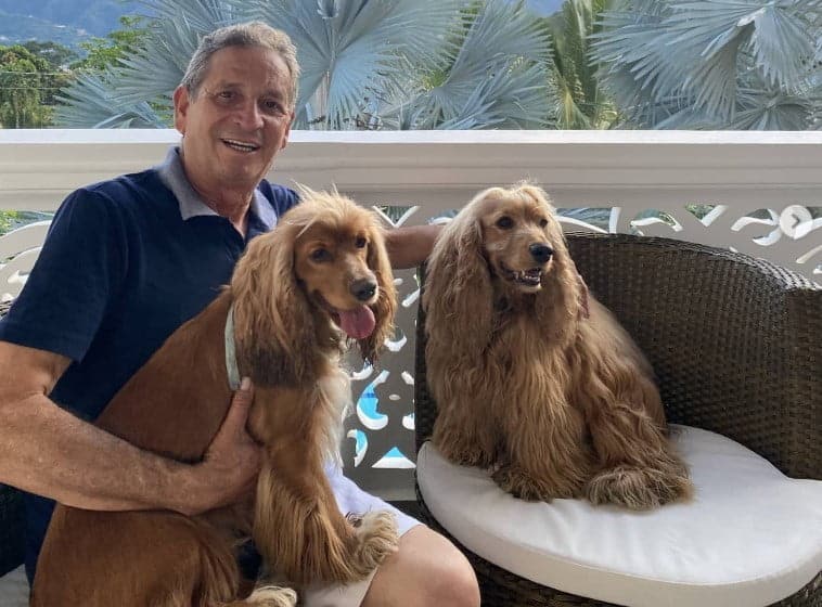 as&iacute; fue la reacci&oacute;n de los perritos de Dar&iacute;o G&oacute;mez al ver una foto del artista