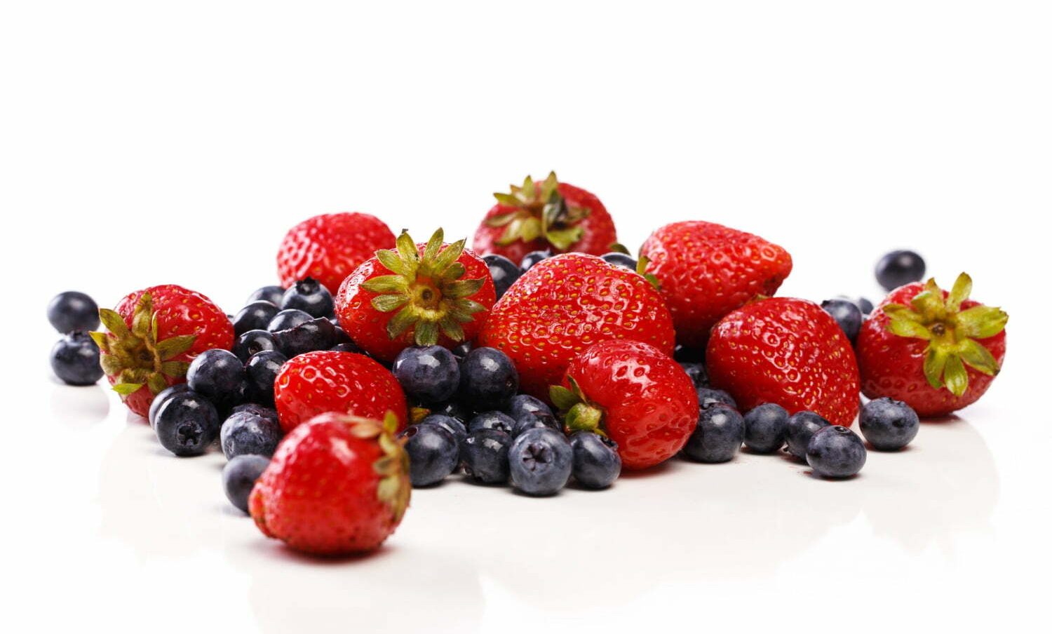 fresas y arándanos para la salud cardiovascular | Postre cena | conservar las fresas