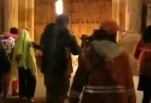 mujeres intentaron quemar la catedral primada de bogotá