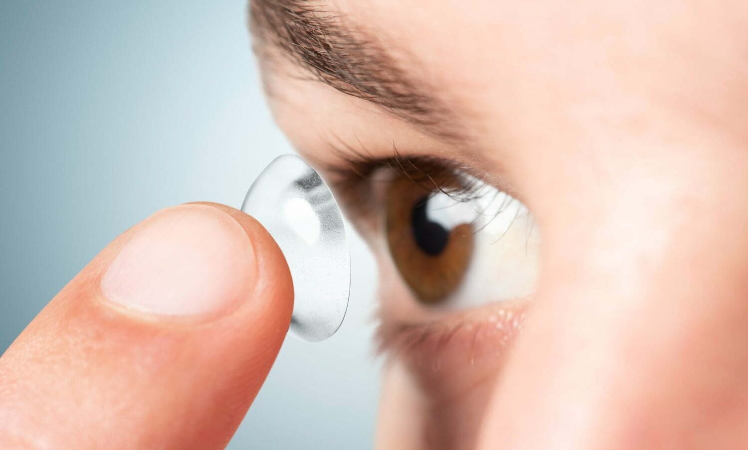 riesgos del mal uso de los lentes de contacto