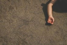 Ni&ntilde;o de 3 a&ntilde;os perdi&oacute; la vida al caer del cuarto piso de centro comercial | fallecimiento de profesor mientras jugaba f&uacute;tbol menor santa marta | hallaron a menor castrado