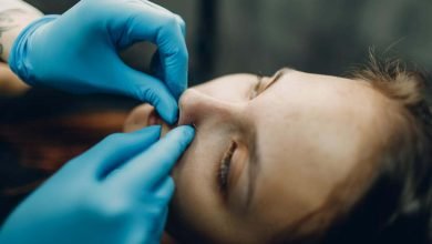 piercing en la nariz / Rinoplastia y Rinomodelaci&oacute;n