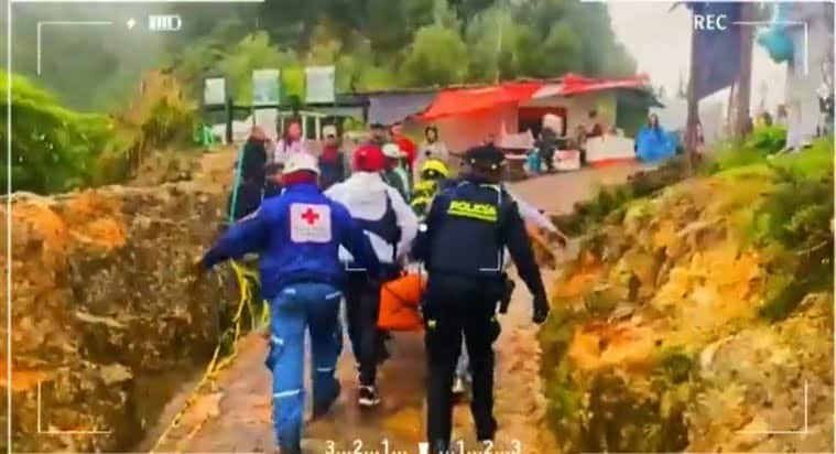 grupo de rescate en el cerro de Monserrate